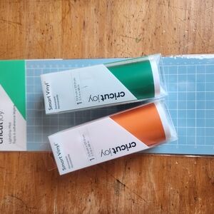 Cricut Joy Smart Vinyl Set in Green and Orange